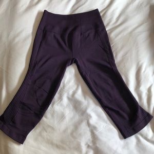 Lululemon Capri Spandex